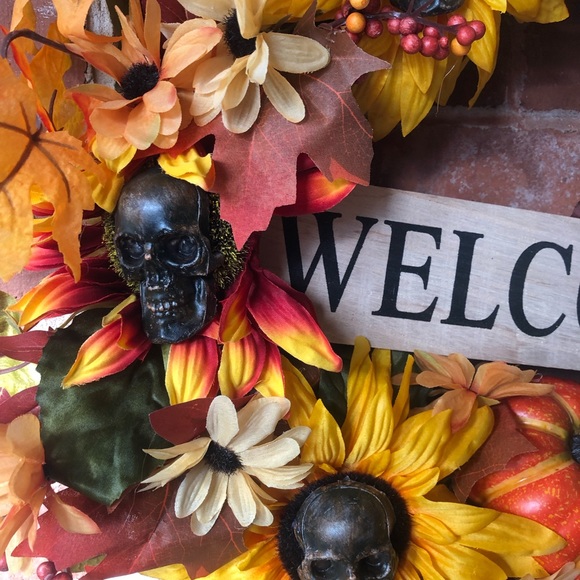 Skulls Sun Flowers Autumn Fall Halloween Wreath - Picture 4 of 8